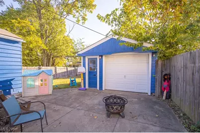 147 Bellfield Avenue, Elyria, OH 44035 - Photo 29