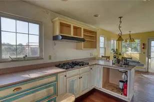 4896 High Hill Rd, Cambridge, OH 43725 - Photo 11