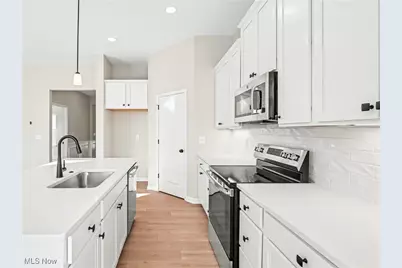 14655 Baywood Lane, Strongsville, OH 44136 - Photo 17