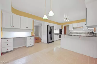 373 Tremont Road, Akron, OH 44313 - Photo 13