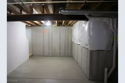 4910 Fallen Leaf Trail, Brunswick Hills, OH 44212 - Photo 21