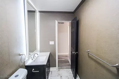 5640 Baylor Avenue, Austintown, OH 44515 - Photo 11