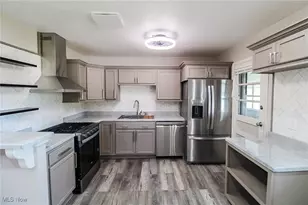 5640 Baylor Ave, Austintown, OH 44515 - Photo 9