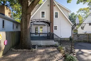 41 E Rosewood Ave, Akron, OH 44301 - Photo 29