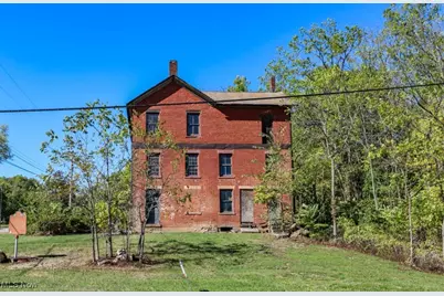 9401 Tallmadge Road, Diamond, OH 44412 - Photo 11