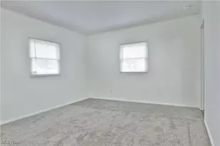 978 Hollywood St NE, Warren, OH 44483 - Photo 7