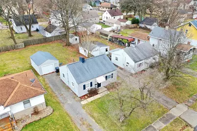 978 Hollywood Street NE, Warren, OH 44483 - Photo 3