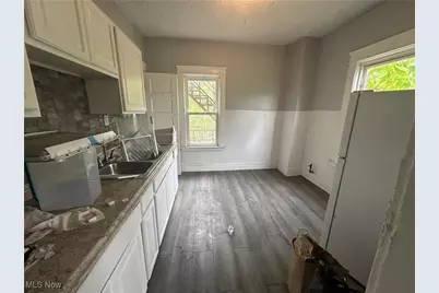 9620 Elwell, Loveland, OH 44104 - Photo 3