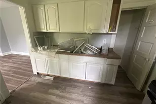 9620 Elwell, Loveland, OH 44104 - Photo 17