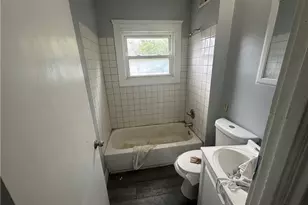 9620 Elwell, Loveland, OH 44104 - Photo 11