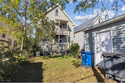 2045 Chesterland Avenue, Oakwood, OH 44107 - Photo 19