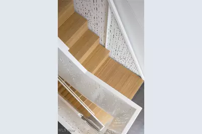 2067 Random Road, Loveland, OH 44106 - Photo 5