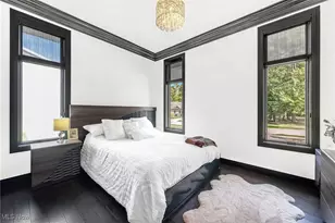 560 Elm St, Sheffield Lake, OH 44054 - Photo 25