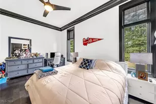 560 Elm St, Sheffield Lake, OH 44054 - Photo 29