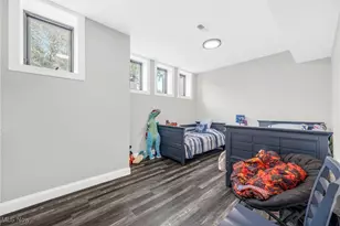 560 Elm St, Sheffield Lake, OH 44054 - Photo 39