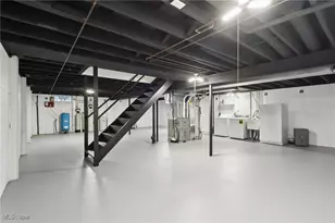 5974 Anna Lee Dr, Hudson, OH 44236 - Photo 27