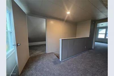 859 E Avondale Avenue, Youngstown, OH 44502 - Photo 21