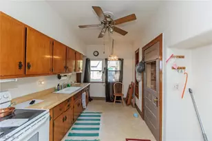 1014 W 9th St, Lorain, OH 44052 - Photo 27