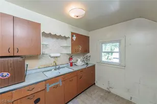 1014 W 9th St, Lorain, OH 44052 - Photo 15