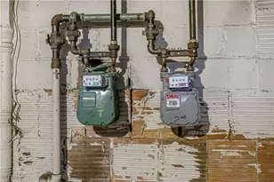 594 Blaine Ave, Akron, OH 44310 - Photo 19