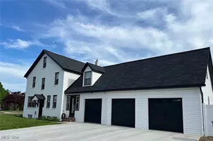 1103 Manor Ave SW, Canton, OH 44710 - Photo 3