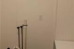 495 W Texas Ave, Sebring, OH 44672 - Photo 7