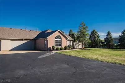 2851 Patriots Path #3-D, Alliance, OH 44601 - Photo 3