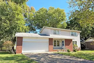 4628 Westwood Ave NW, Canton, OH 44709 - Photo 1