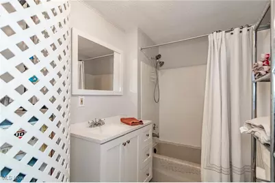 15 Lake Hurst Drive, Ashtabula, OH 44004 - Photo 19