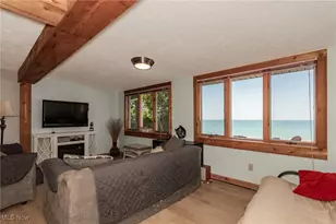 15 Lake Hurst Dr, Ashtabula, OH 44004 - Photo 7