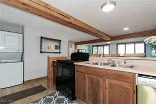 15 Lake Hurst Dr, Ashtabula, OH 44004 - Photo 9