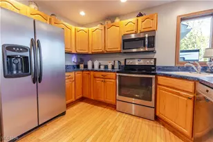 226 High Acres Dr, Chester, WV 26034 - Photo 19