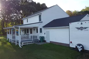 226 High Acres Dr, Chester, WV 26034 - Photo 5