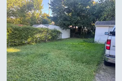 12701 Milligan, Loveland, OH 44135 - Photo 3