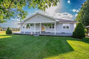 190 Maze Rd, Belpre, OH 45714 - Photo 3