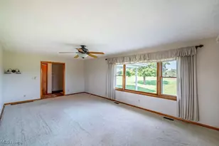 190 Maze Rd, Belpre, OH 45714 - Photo 13