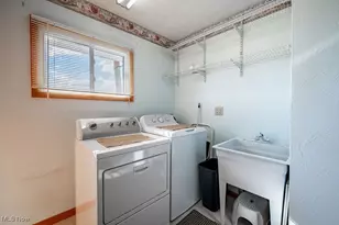 190 Maze Rd, Belpre, OH 45714 - Photo 25