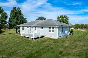 190 Maze Rd, Belpre, OH 45714 - Photo 5