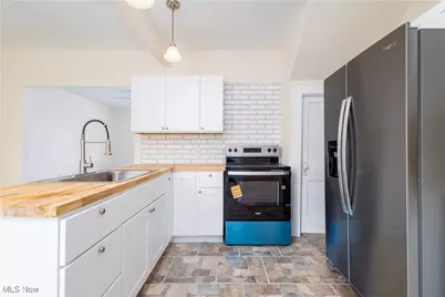 316 Henry Avenue, Steubenville, OH 43952 - Photo 5