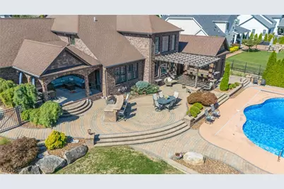 7245 Hanbury Close, Canfield, OH 44406 - Photo 35