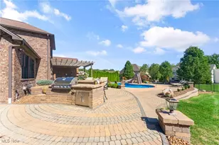 7245 Hanbury Close, Canfield, OH 44406 - Photo 39