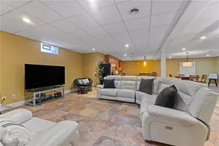 7245 Hanbury Close, Canfield, OH 44406 - Photo 29