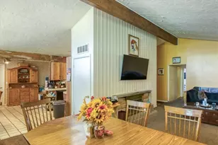 110 E 252nd St, Euclid, OH 44132 - Photo 13