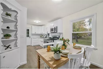 1881 W Pleasant Valley Road, Loveland, OH 44134 - Photo 11