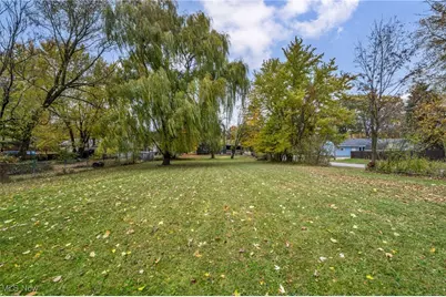 1881 W Pleasant Valley Road, Loveland, OH 44134 - Photo 41