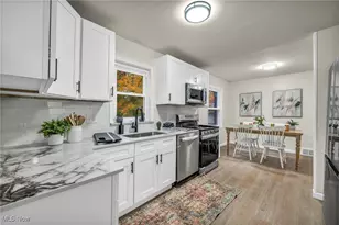 1881 W Pleasant Valley Rd, Loveland, OH 44134 - Photo 7