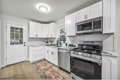 1881 W Pleasant Valley Road, Loveland, OH 44134 - Photo 9