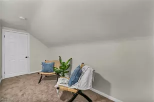 1881 W Pleasant Valley Rd, Loveland, OH 44134 - Photo 21