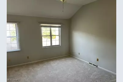 23155 Wainwright Terrace, Olmsted Falls, OH 44138 - Photo 5