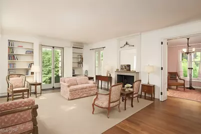 2120 Ridgewood Road, Akron, OH 44313 - Photo 9